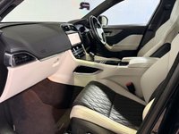 USED 2020 20 JAGUAR F-PACE 5.0 V8 SVR SUV 5dr Petrol Quickshift AWD Euro 6 (s/s) (550 ps) 