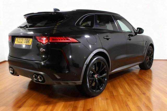 2020 JAGUAR F-PACE - Photo 6