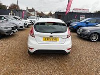 USED 2015 15 FORD FIESTA 1.25 Zetec Euro 5 5dr Â£35 TAX+MOT MAY 2027+ULEZ FREE