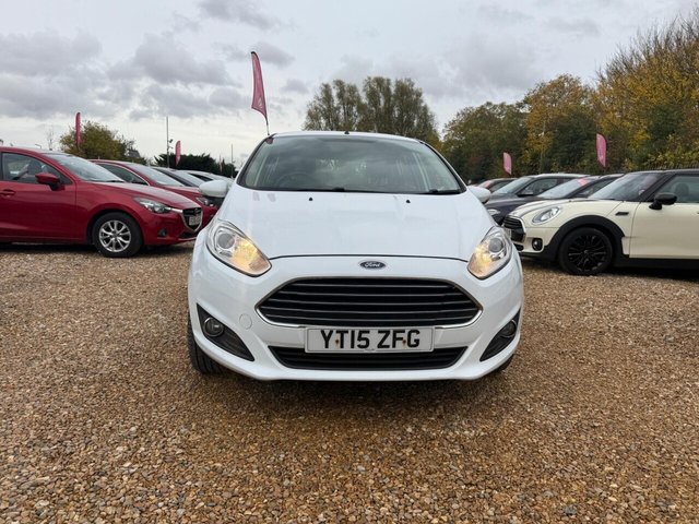 2015 FORD FIESTA 1.25 Zetec Euro 5 5dr - Photo 6