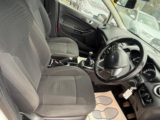 2015 FORD FIESTA 1.25 Zetec Euro 5 5dr - Photo 10