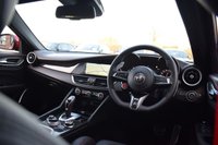 USED 2021 71 ALFA ROMEO GIULIA 2.9 V6 Bi-Turbo Quadrifoglio Saloon 4dr Petrol GPF Auto Euro 6 (s/s) (510 ps) AKRAPOVIC / CARBON ROOF / FASH