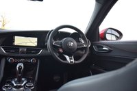 USED 2021 71 ALFA ROMEO GIULIA 2.9 V6 Bi-Turbo Quadrifoglio Saloon 4dr Petrol GPF Auto Euro 6 (s/s) (510 ps) AKRAPOVIC / CARBON ROOF / FASH