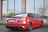 USED 2021 71 ALFA ROMEO GIULIA 2.9 V6 Bi-Turbo Quadrifoglio Saloon 4dr Petrol GPF Auto Euro 6 (s/s) (510 ps) AKRAPOVIC / CARBON ROOF / FASH