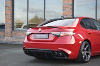 USED 2021 71 ALFA ROMEO GIULIA 2.9 V6 Bi-Turbo Quadrifoglio Saloon 4dr Petrol GPF Auto Euro 6 (s/s) (510 ps) AKRAPOVIC / CARBON ROOF / FASH