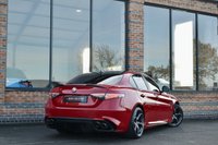 USED 2021 71 ALFA ROMEO GIULIA 2.9 V6 Bi-Turbo Quadrifoglio Saloon 4dr Petrol GPF Auto Euro 6 (s/s) (510 ps) AKRAPOVIC / CARBON ROOF / FASH