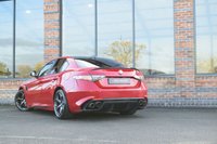 USED 2021 71 ALFA ROMEO GIULIA 2.9 V6 Bi-Turbo Quadrifoglio Saloon 4dr Petrol GPF Auto Euro 6 (s/s) (510 ps) AKRAPOVIC / CARBON ROOF / FASH