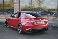 USED 2021 71 ALFA ROMEO GIULIA 2.9 V6 Bi-Turbo Quadrifoglio Saloon 4dr Petrol GPF Auto Euro 6 (s/s) (510 ps) AKRAPOVIC / CARBON ROOF / FASH