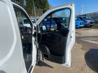 USED 2021 21 NISSAN NV300 2.0 DCI ACENTA L2 LWB * AIR CON * 89K FSH FOLDAWY LOADING RAMP  
