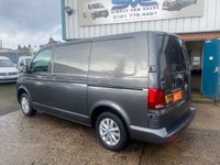 USED 2021 71 VOLKSWAGEN TRANSPORTER 2.0 TDI T28 SWB HIGHLINE 6SPD 150BHP WITH AIRCON METALLIC GREY   
