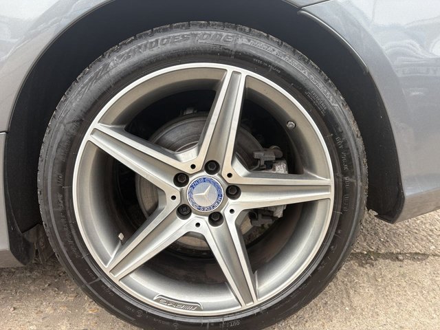 2016 MERCEDES-BENZ C-CLASS 2.1 C220d AMG Line Cabriolet 2dr Diesel G-Tronic+ Euro 6 (s/s) (170 ps) - Photo 6