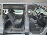USED 2022 72 RENAULT TRAFIC 2.0 dCi LL30 Business Minibus Double Cab 5dr Diesel Manual L2 H1 Euro 6 (s/s) (9 Seat) (150 ps) 1 OWNER, DRIVE AWAY TODAY