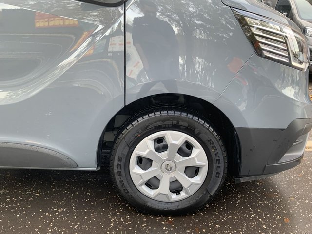 2022 Renault Trafic 2L Business 4dr - Photo 11