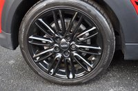 USED 2022 22 MINI CONVERTIBLE 1.5 Cooper Exclusive Convertible 2dr Petrol Steptronic Euro 6 (s/s) (136 ps) APPLE CAR PLAY WITH SAT NAV/MAPS,