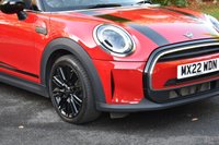 USED 2022 22 MINI CONVERTIBLE 1.5 Cooper Exclusive Convertible 2dr Petrol Steptronic Euro 6 (s/s) (136 ps) APPLE CAR PLAY WITH SAT NAV/MAPS,