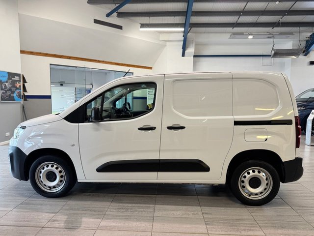 2023 Citroen Berlingo 1.5L Enterprise Edition M 5dr - Photo 4