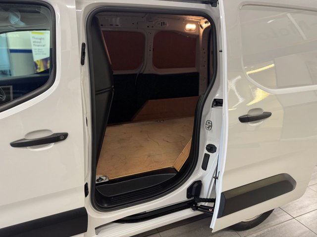 2023 Citroen Berlingo 1.5L Enterprise Edition M 5dr - Photo 11