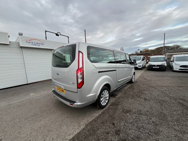 2022 Ford Tourneo Custom 2L Titanium 5dr - Photo 11