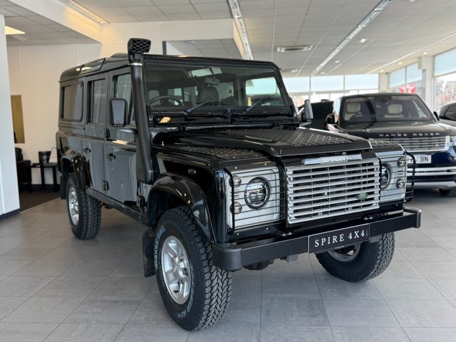 View our LAND ROVER DEFENDER
