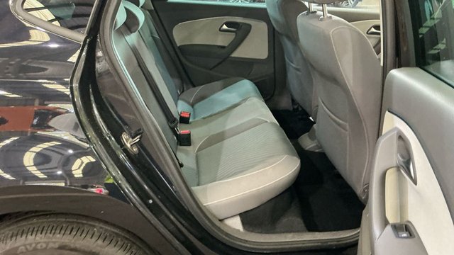 2016 VOLKSWAGEN POLO - Photo 9