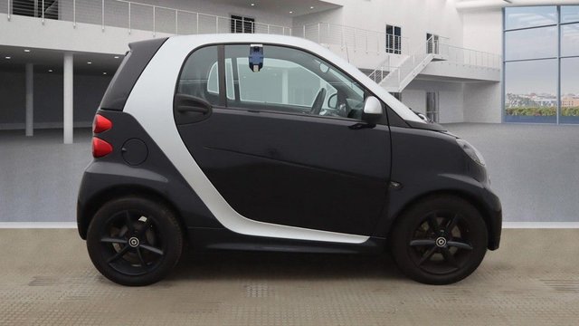 2014 SMART FORTWO - Photo 5