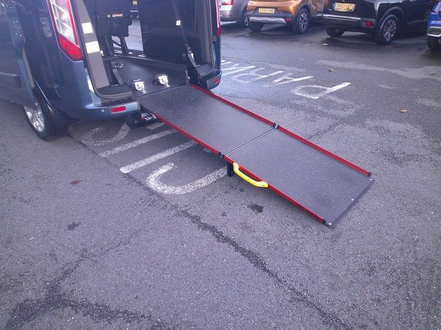 2019 FORD TOURNEO CUSTOM - Photo 10