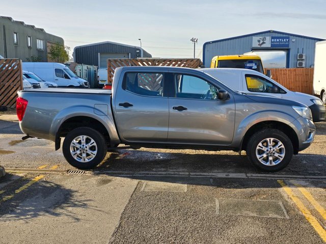 2021 NISSAN NAVARA 2.3 dCi Acenta Pickup Double Cab 4dr Diesel Manual 4WD Euro 6 (s/s) (163 ps) - Photo 4