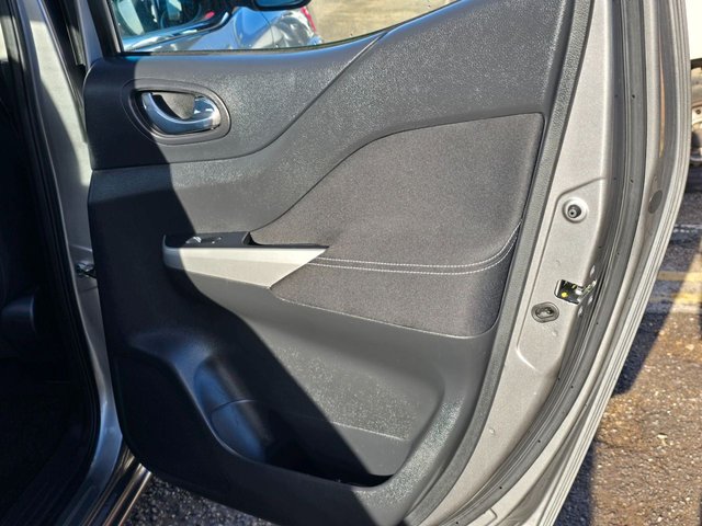 2021 NISSAN NAVARA 2.3 dCi Acenta Pickup Double Cab 4dr Diesel Manual 4WD Euro 6 (s/s) (163 ps) - Photo 5
