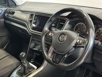 USED 2018 68 VOLKSWAGEN T-ROC 1.6 TDI SE SUV 5dr Diesel Manual Euro 6 (s/s) (115 ps) 