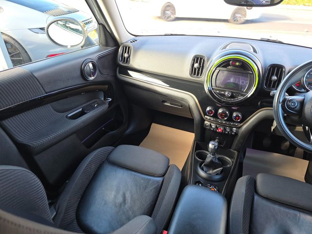 2018 MINI COUNTRYMAN 2.0 Cooper D SUV 5dr Diesel Manual Euro 6 (s/s) (150 ps) - Photo 7