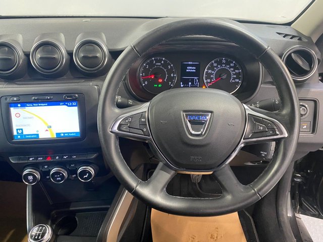 2019 Dacia Duster 1.6L Prestige 5dr - Photo 12
