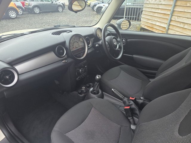 2012 MINI HATCH - Photo 8
