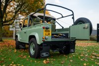 USED 2011 61 LAND ROVER DEFENDER 90 2.4 TDCi Pickup 2dr Diesel Manual 4WD SWB Euro 4 (122 bhp) Incredibly Restored|Re-trimmed