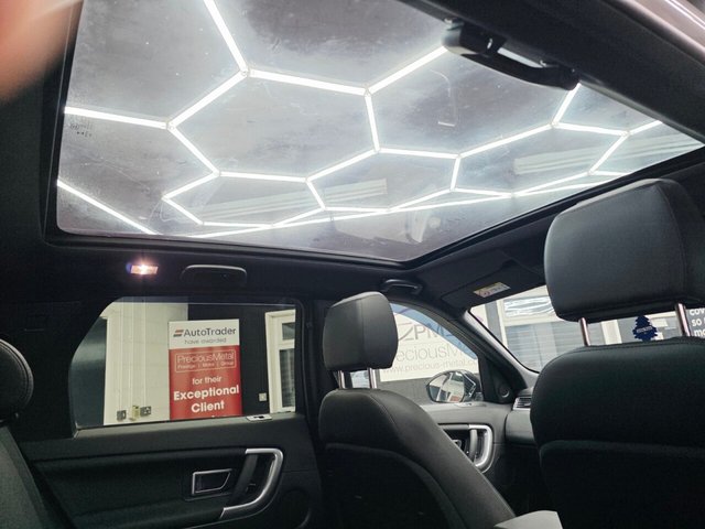 View our LAND ROVER DISCOVERY SPORT