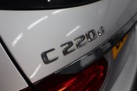 USED 2017 67 MERCEDES-BENZ C-CLASS 2.1 C220d AMG Line Estate 5dr Diesel G-Tronic+ Euro 6 (s/s) (170 ps) ONLY 48,419 MILES / ESTATE / HEATED LEATHER INTERIOR