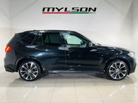 USED 2018 18 BMW X5 3.0 30d M Sport SUV 5dr Diesel Auto xDrive Euro 6 (s/s) (258 ps) Front / Rear Heated Seats | Digital Cockpit | Heated Steering Wheel | Harman / Kardon | Head Up Display | Ivory White Interior
