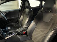 USED 2016 16 VOLVO V40 2.0 D2 R-Design Hatchback 5dr Diesel Manual Euro 6 (s/s) (120 ps) TOP SPEC+17"S+DAB+BLUETOOTH+