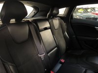 USED 2016 16 VOLVO V40 2.0 D2 R-Design Hatchback 5dr Diesel Manual Euro 6 (s/s) (120 ps) TOP SPEC+17"S+DAB+BLUETOOTH+
