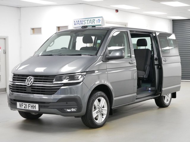 View our Volkswagen Transporter T32 2.0 BITDI 204 BHP SWB HIGHLINE DSG AUTO KOMBI 5 SEAT 