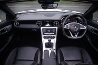 USED 2019 68 MERCEDES-BENZ SLC 1.6 SLC180 GPF AMG Line Convertible 2dr Petrol Manual Euro 6 (s/s) (156 ps) POLAR WHITE PAINTWORK + SAT NAV + DAB RADIO + BLUETOOTH