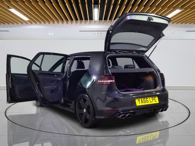 2016 Volkswagen Golf 2L R 5dr - Photo 10