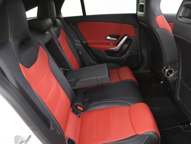 2021 Mercedes-Benz Cla Class 1.3L Amg Line 5dr - Photo 3