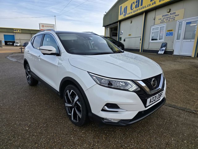 2021 NISSAN QASHQAI 1.3 DIG-T N-Motion SUV 5dr Petrol Manual Euro 6 (s/s) (140 ps) - Photo 2