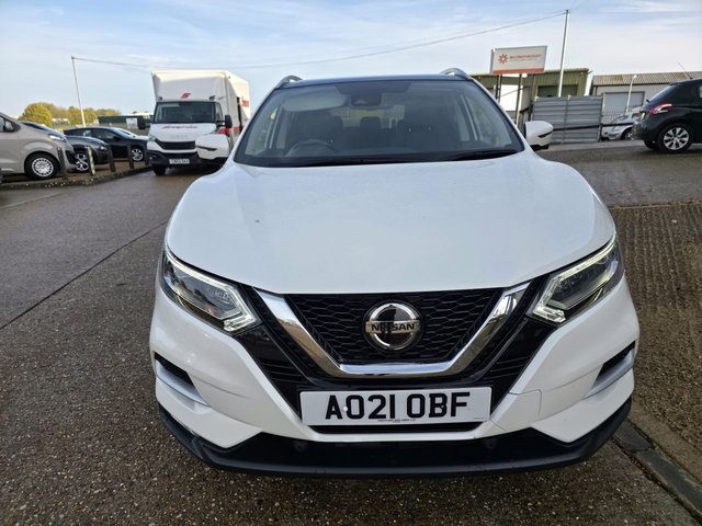 2021 NISSAN QASHQAI 1.3 DIG-T N-Motion SUV 5dr Petrol Manual Euro 6 (s/s) (140 ps) - Photo 3