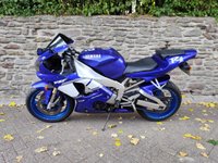 USED YAMAHA R1 