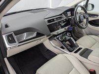 USED 2019 69 JAGUAR I-PACE 400 90kWh HSE SUV 5dr Electric Auto 4WD (400 ps) 20'' ALLOY WHEELS , PANORMAIC ROOF , SAT NAV , CRUISE CONTROL , HEATED LEATHER SEATS , DUAL CLIMATE CONTROL , FRONT AND REAR PARKING SENSORS , 360 CAMERA , SERVICE HISTORY