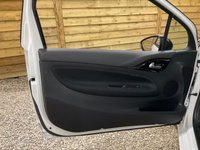 USED 2017 67 DS AUTOMOBILES DS 3 1.2 PureTech Connected Chic Hatchback 3dr Petrol Manual Euro 6 (82 ps) 10,423 MLS ONLY TWO LOCAL OWNERS HIGH SPEC EXC CONDITION
