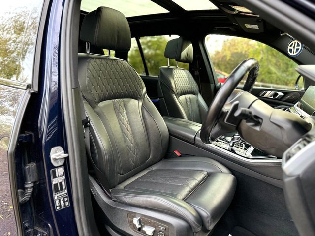 2022 BMW X5 - Photo 2