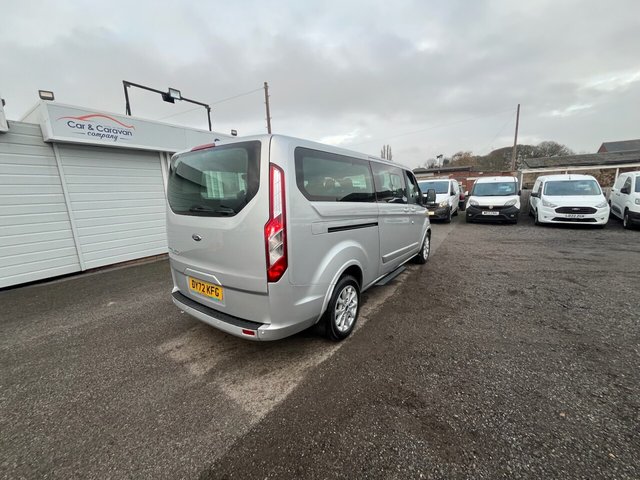 2022 Ford Tourneo Custom 2L Titanium 5dr - Photo 9
