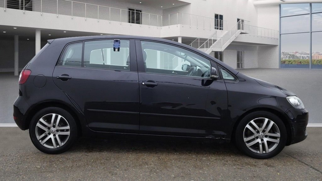 VOLKSWAGEN GOLF PLUS 1.6 TDI SE HATCHBACK 5DR DIESEL DSG EURO 5 105 PS 2010...